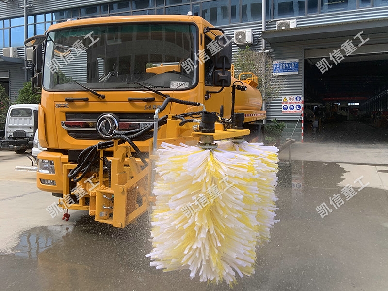 波形護欄清洗機(整車 上牌)
